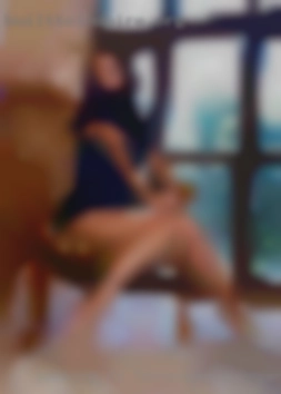 Looking to hookup for some Tennessee swinger NSA fun.